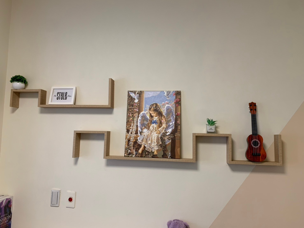 10主臥展示架