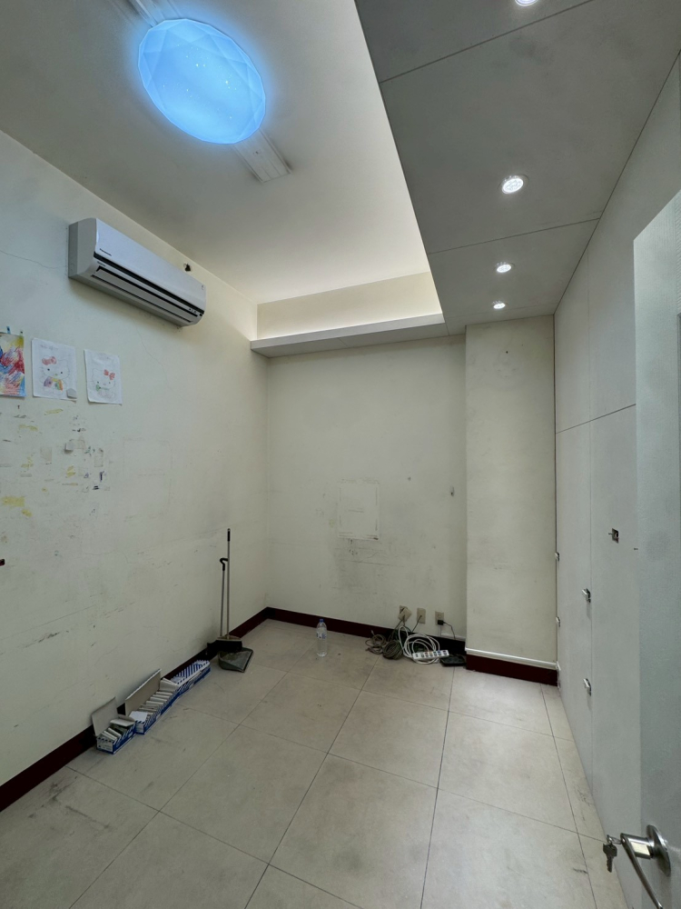 LINE_ALBUM_雅潭路四段 完工照_251014_3